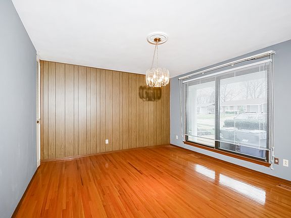 5th image of 5354 Ville Angela Ln