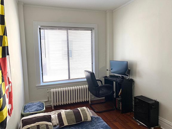 5th image of 203-205 Walnut St