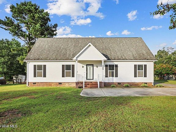 2nd image of 109 Rose Landing Drive
