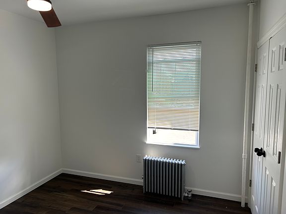 4th image of 86 Woodbridge Ave #1