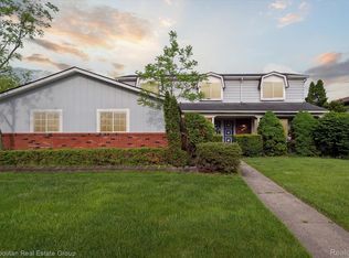 7507 Capri Dr, Canton, MI 48187