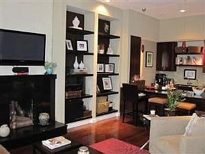 5th image of 2121 Deerfield St