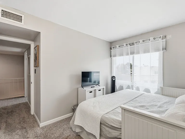 8235 E McDonald Dr — Photo 10