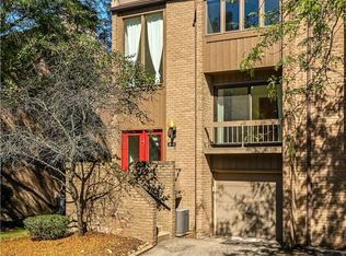 261 Elm Ct, Pittsburgh, PA 15237
