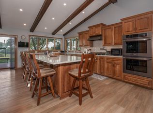 8660 Willow Rd N, Mandan, ND 58554