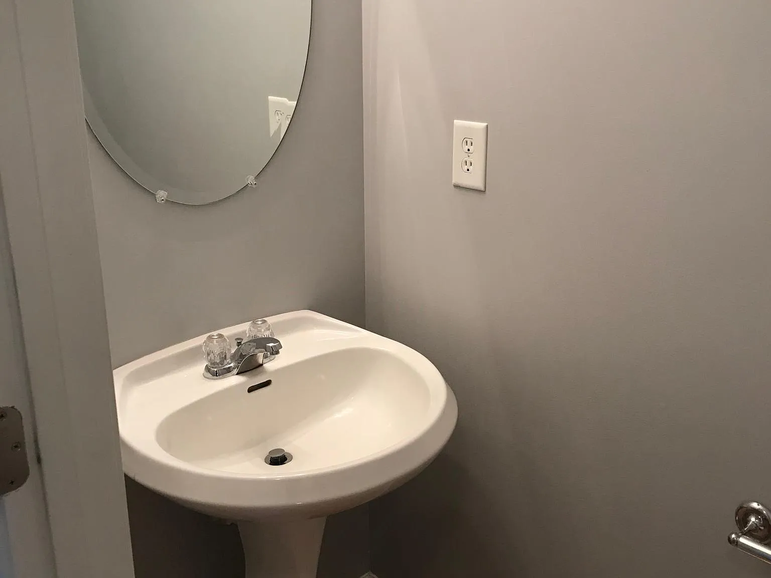 111 Princeton Ave — Photo 2