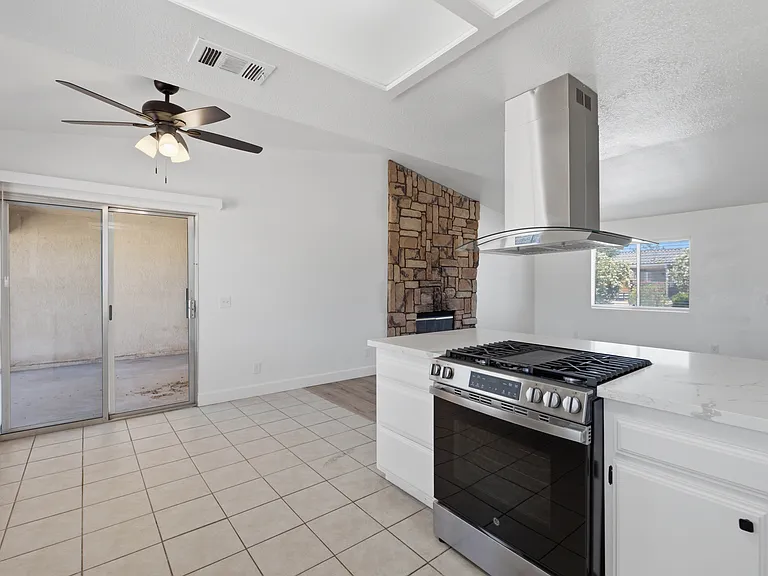 21134 Multnomah Rd — Photo 19