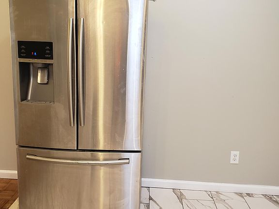 4th image of 5762 Theodosia Ave #5762