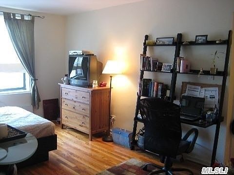4th image of 14050 Burden Cres APT 6K