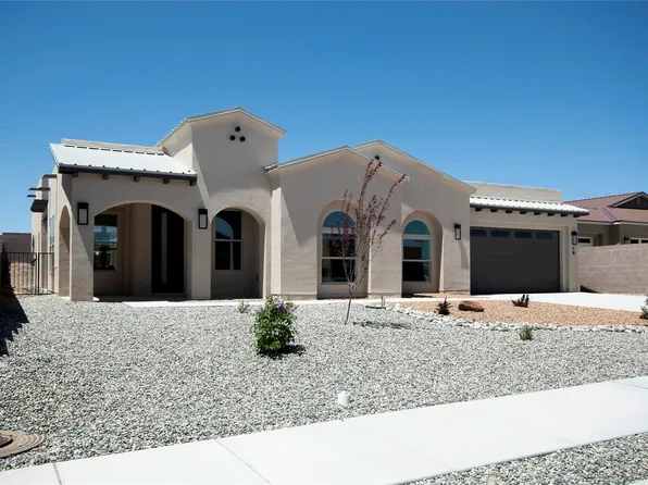 19 Confianza St, Los Alamos, NM 87544