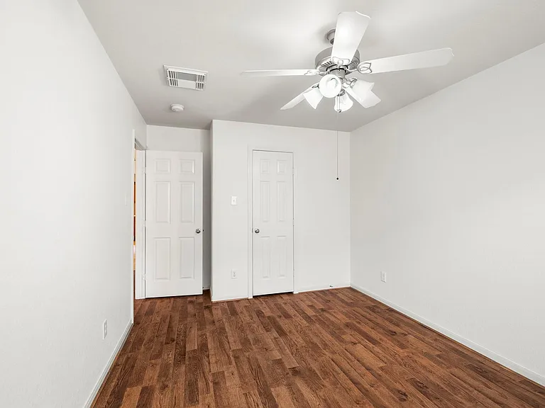 3211 Falcon Trail Dr — Photo 31