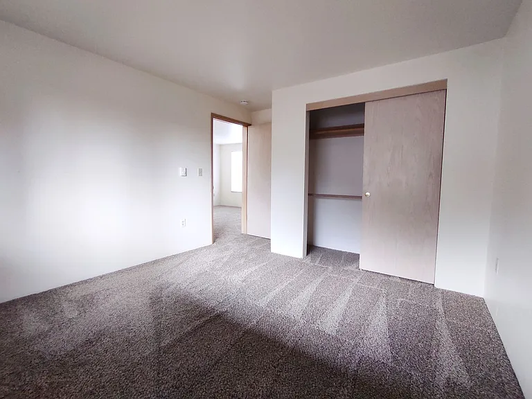 1430-1460 SW Bertha Blvd — Photo 7