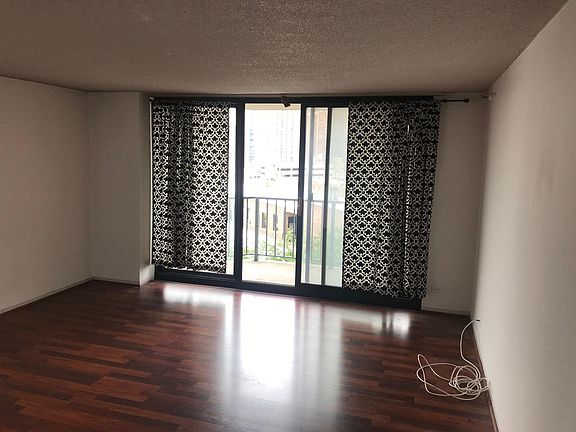 5th image of 3660 N Lake Shore Dr #6