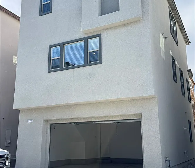 1429 Whistling Kite St — Photo 28
