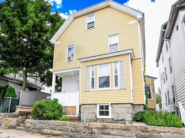 118 Parker St, New Bedford, MA 02740