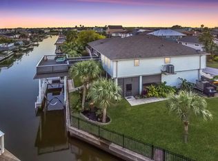12 N Skimmer, La Marque, TX 77568