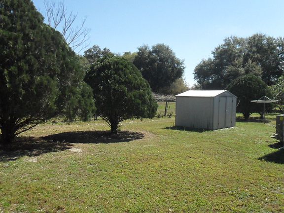 2nd image of 2500 Lakeside Dr