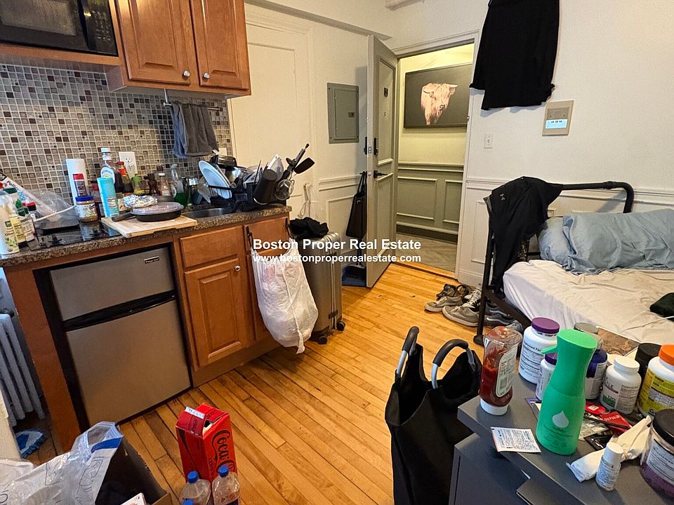 2nd image of 16 Westland Ave #5012