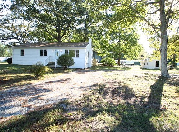 3rd image of 29 Rolling Hills Ln