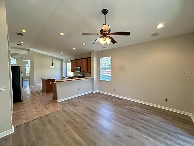 8037 Moccasin Trail Dr — Photo 14