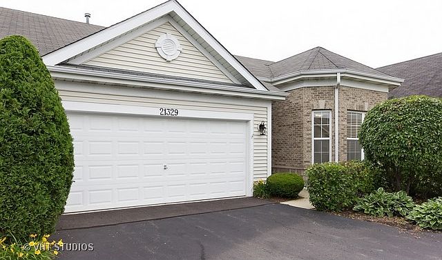 1st image of 21329 W Juniper Ln