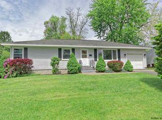 2 Launfal St, Albany, NY 12205