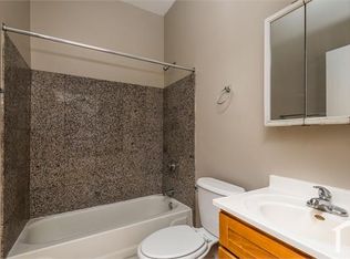 6054 S Prairie Ave, Chicago, IL 60637
