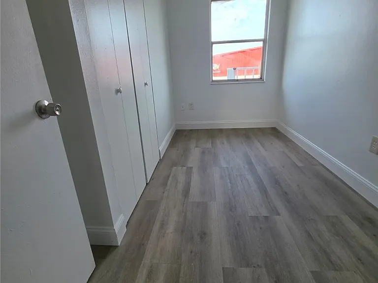 4131 Commercial Dr #4131 — Photo 9