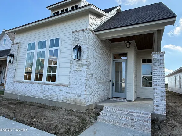 402 Broyles St, Youngsville, LA 70592