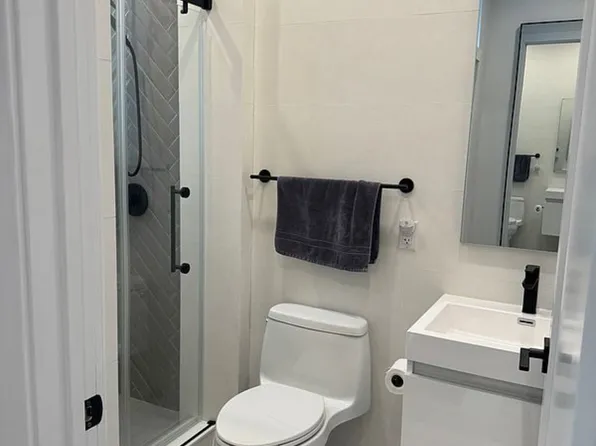 245 South Third Street image 8 of 12