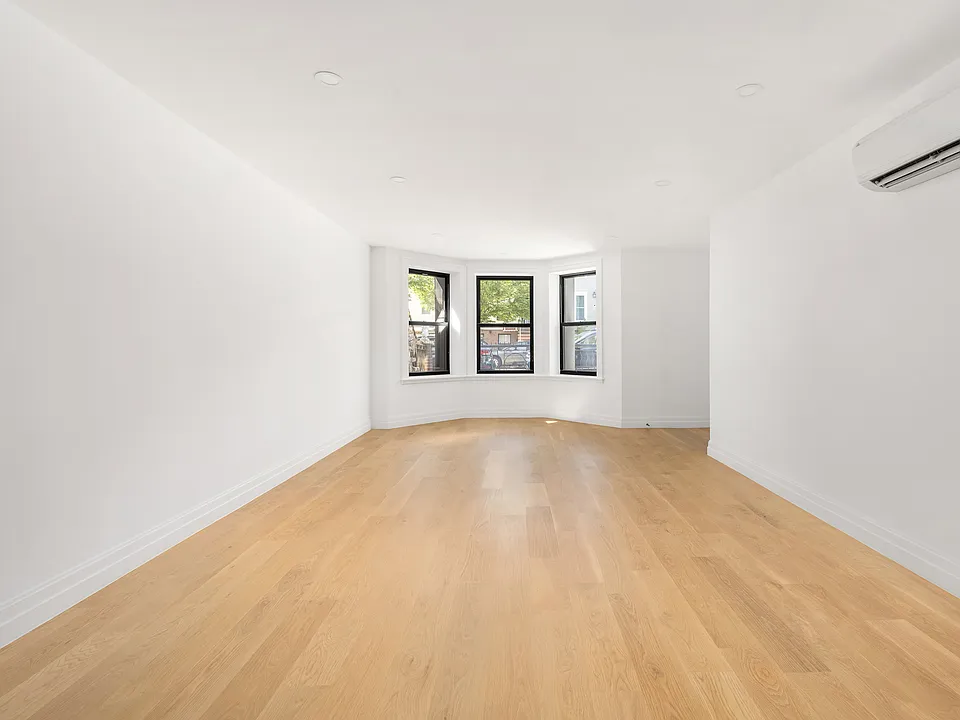 12 Pilling St #GARDEN