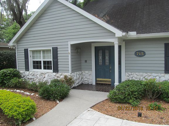 3rd image of 715 Bannockburn Ave