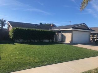 8402 Heron Cir, Huntington Beach, CA 92646