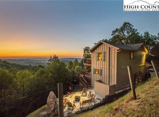 303 Tinys Mountain Dr, Deep Gap, NC 28618