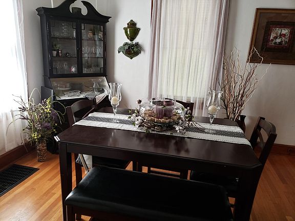 3rd image of 1823 Kenwood Blvd SE