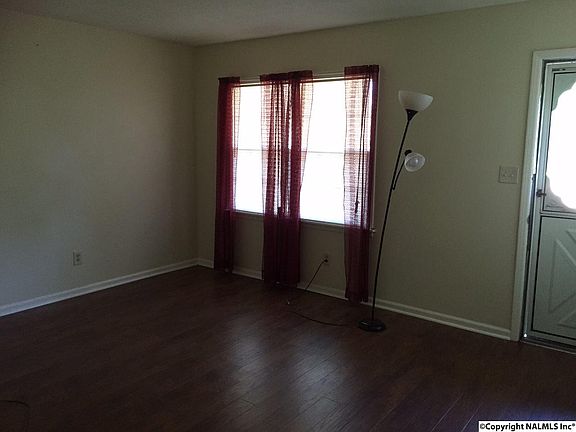 4th image of 4419 Millvale Dr SW