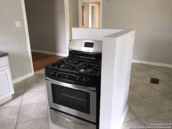 2nd image of 403 Robeson Ave