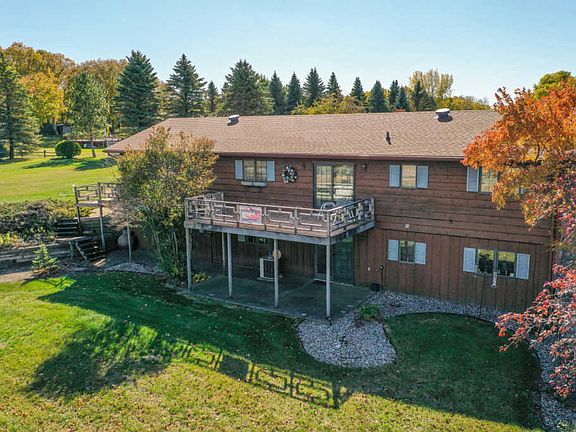 3rd image of 2817 Bayview Heights Dr