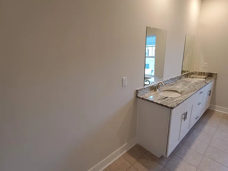 51 Gerhard Pl — Photo 11