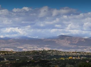 1008 Monte Serena, Santa Fe, NM 87501