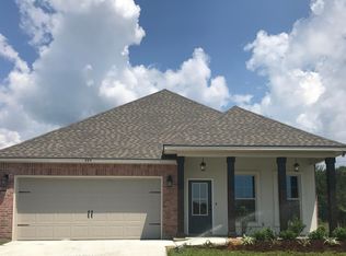 864 Reunion Pl, Biloxi, MS 39532