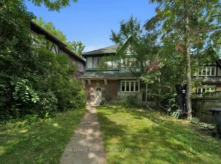 390 Davenport Rd, Toronto, ON M4V1B4