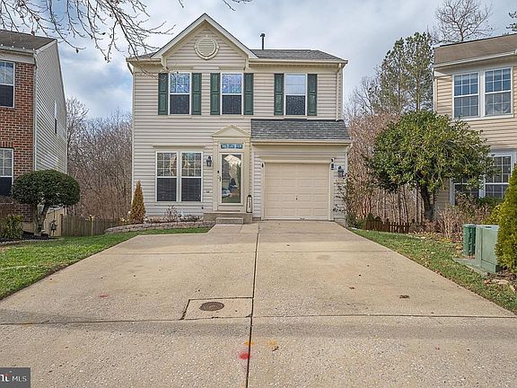 2nd image of 8316 Pigeon Fork Ln