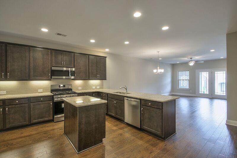 1st image of 273 Bellingdon Dr Lot 53