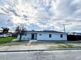 105 S Jefferson St, Delano, CA 93215