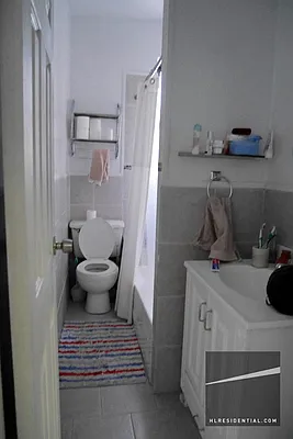 Rented by Highline Residential | media 28