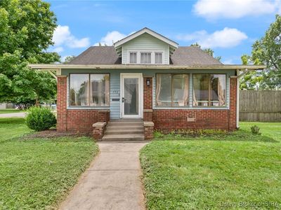 453 W Walnut Street, Scottsburg, IN, 47170