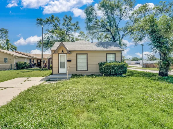 2156 S Santa Fe St, Wichita, KS 67211