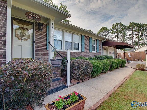 3rd image of 2105 Cecille Dr SW