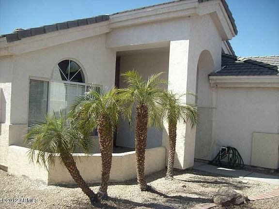 3rd image of 1211 W Carol Ann Way